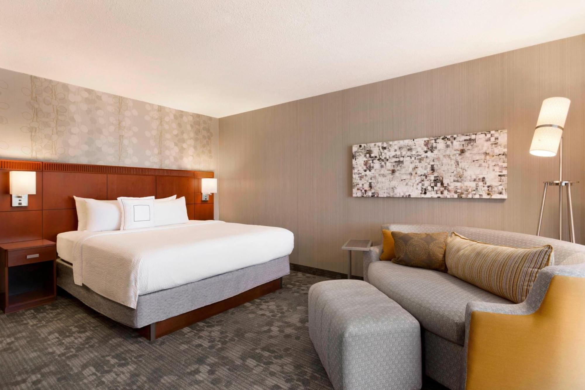 Hotel Courtyard By Marriott Bloomington Normal Exteriér fotografie