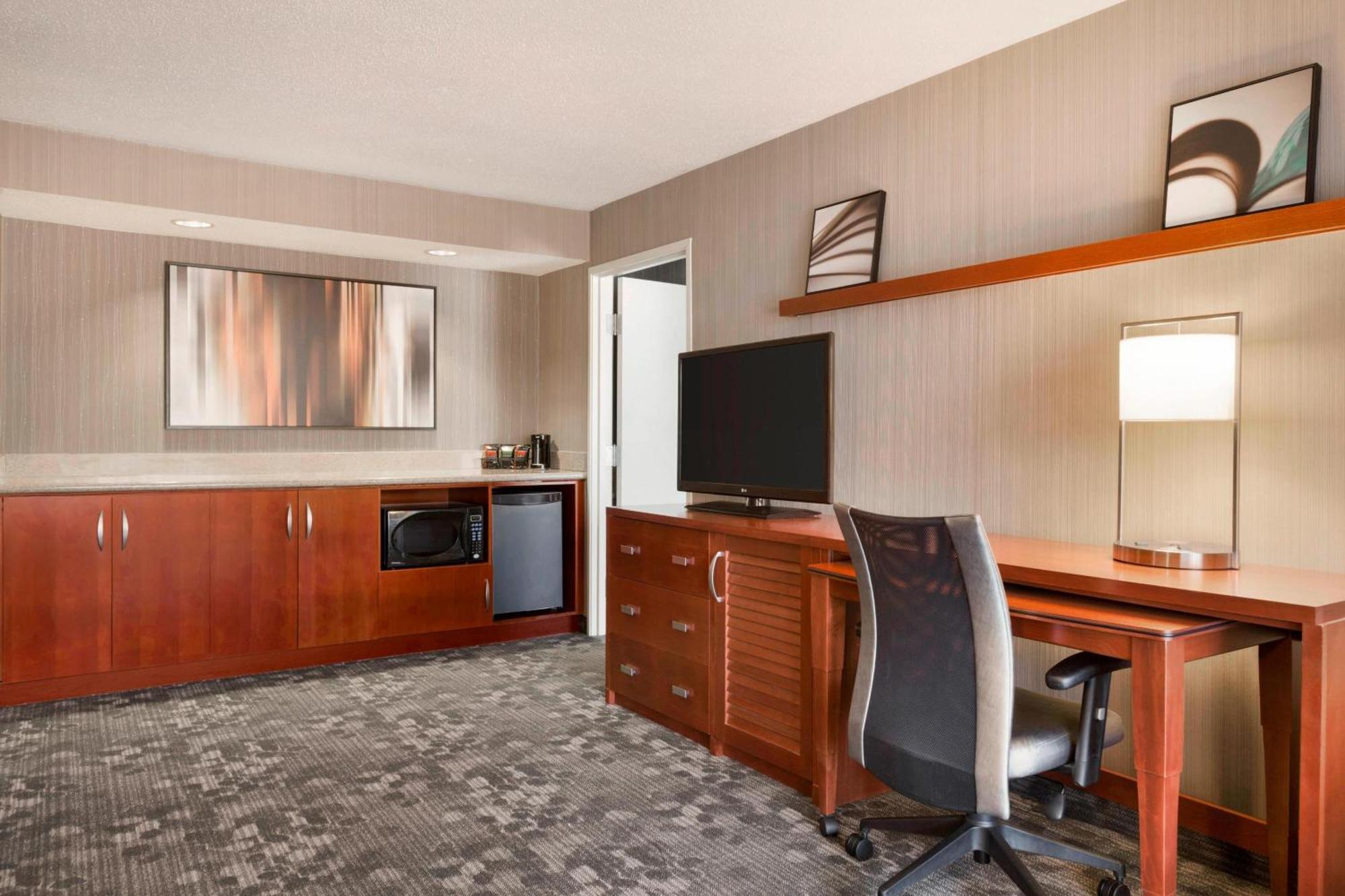 Hotel Courtyard By Marriott Bloomington Normal Exteriér fotografie